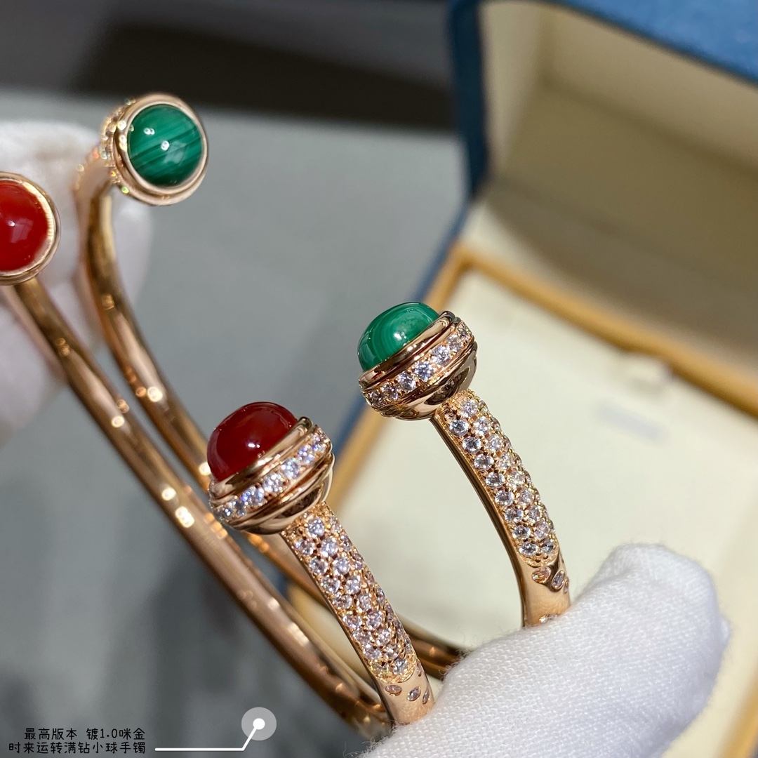 Piaget Possession bracelet Rose gold with red carnelian cabochons and clear diamond accents 17cm