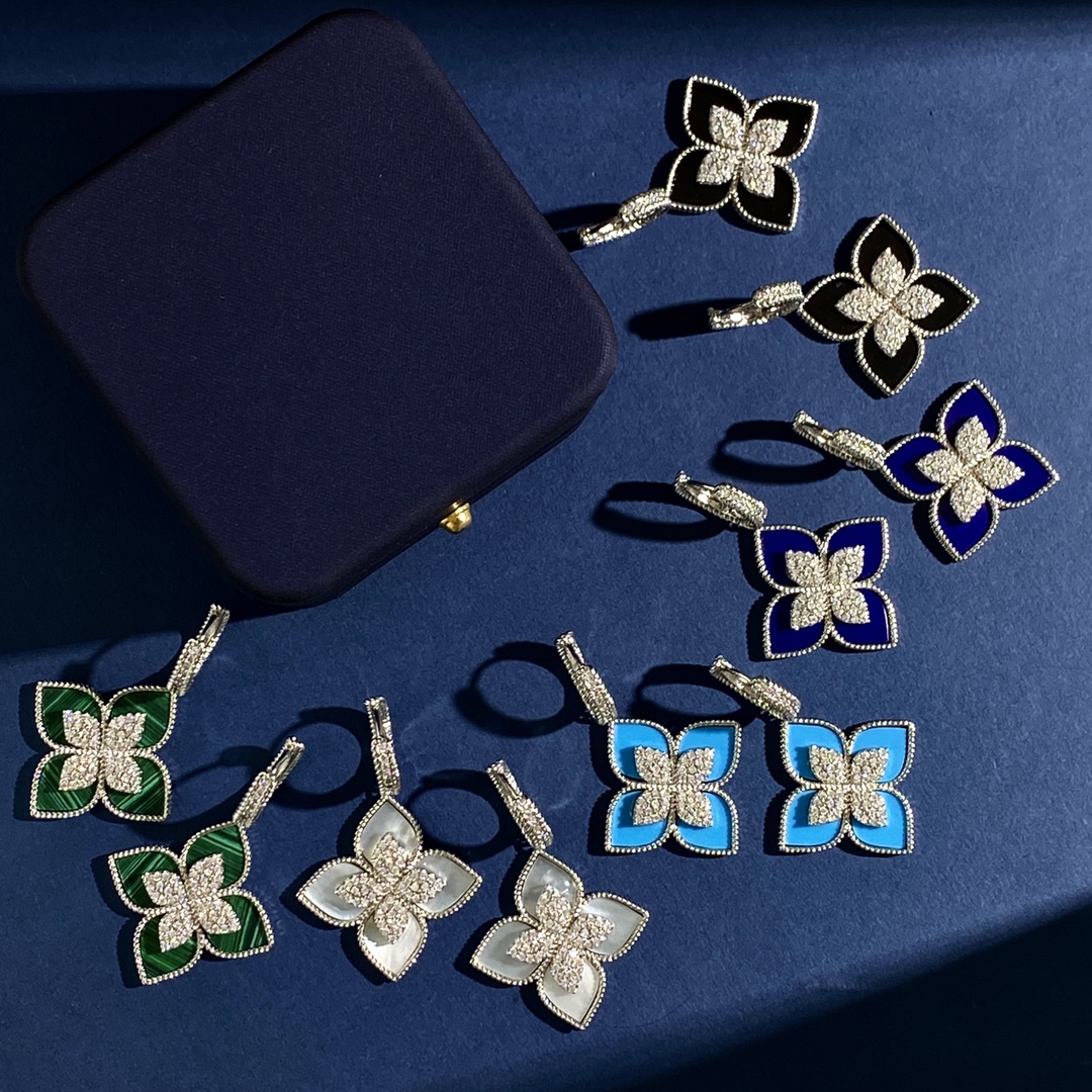 Orecchini Van Cleef Arpels Vintage Alhambra Metallo in oro bianco color argento con intarsio di turchese blu e accenti di diamanti chiari Lunghezza goccia 3 5 cm