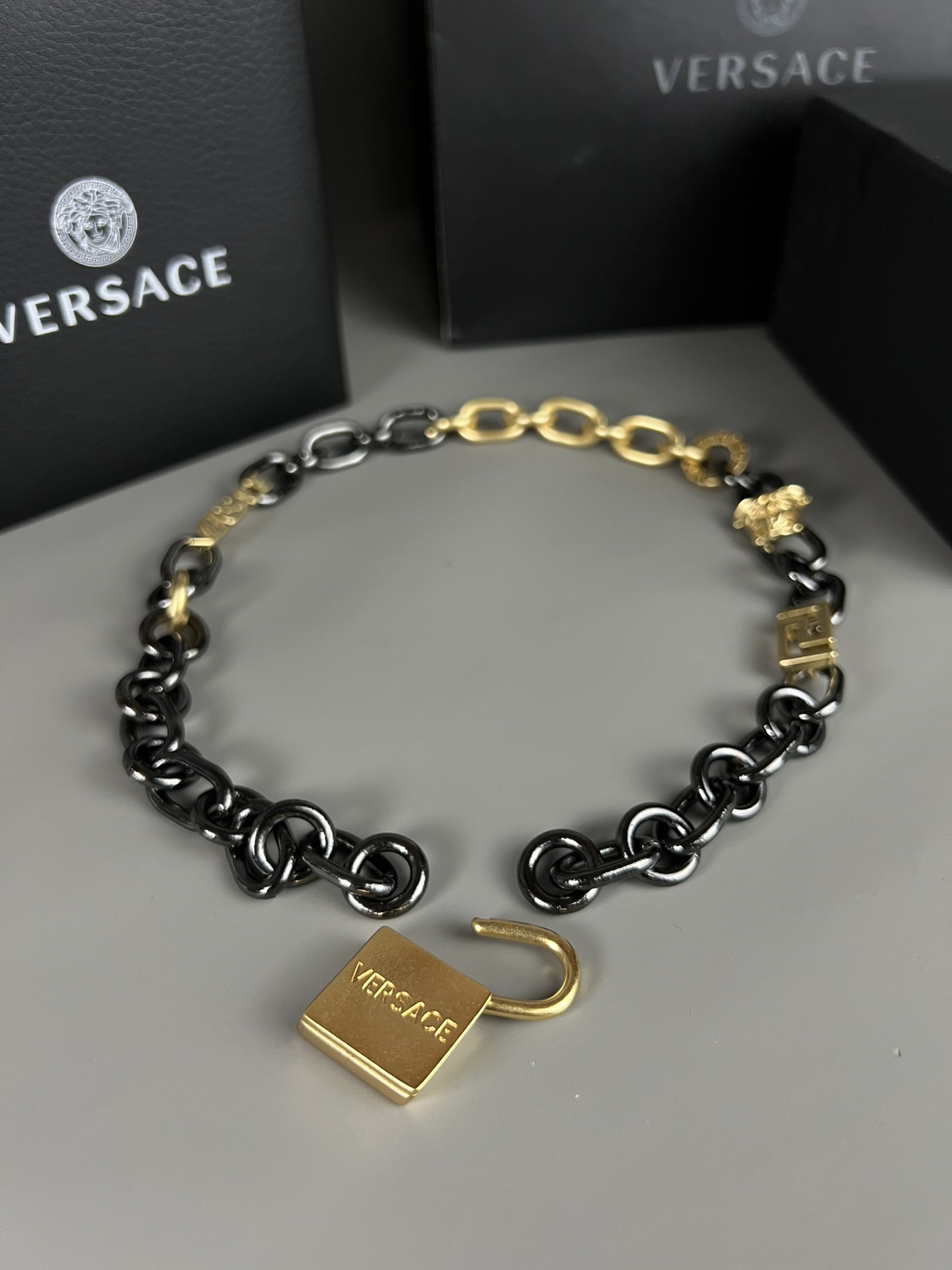 Luxury necklace