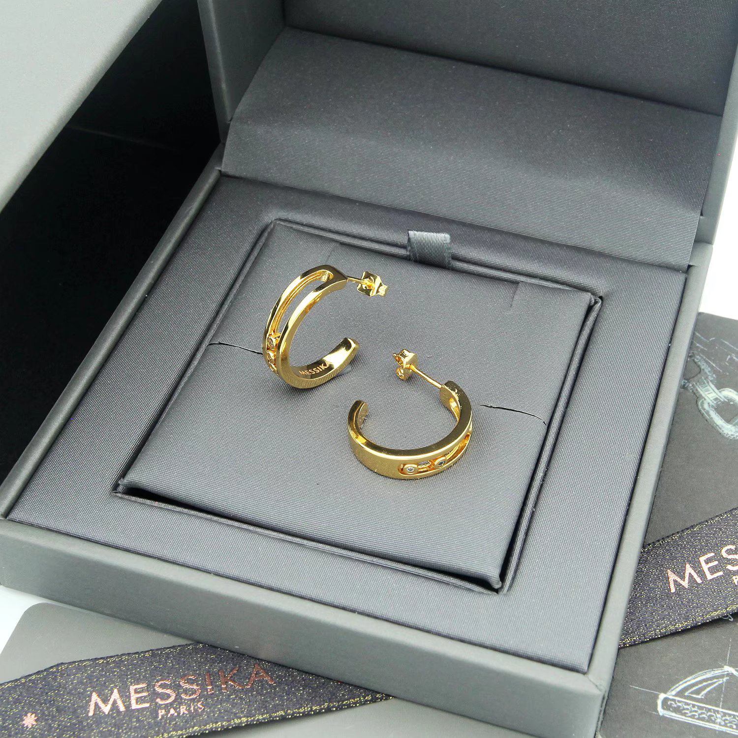 Messika Move earrings yellow gold with clear diamonds 15mm hoop diameter