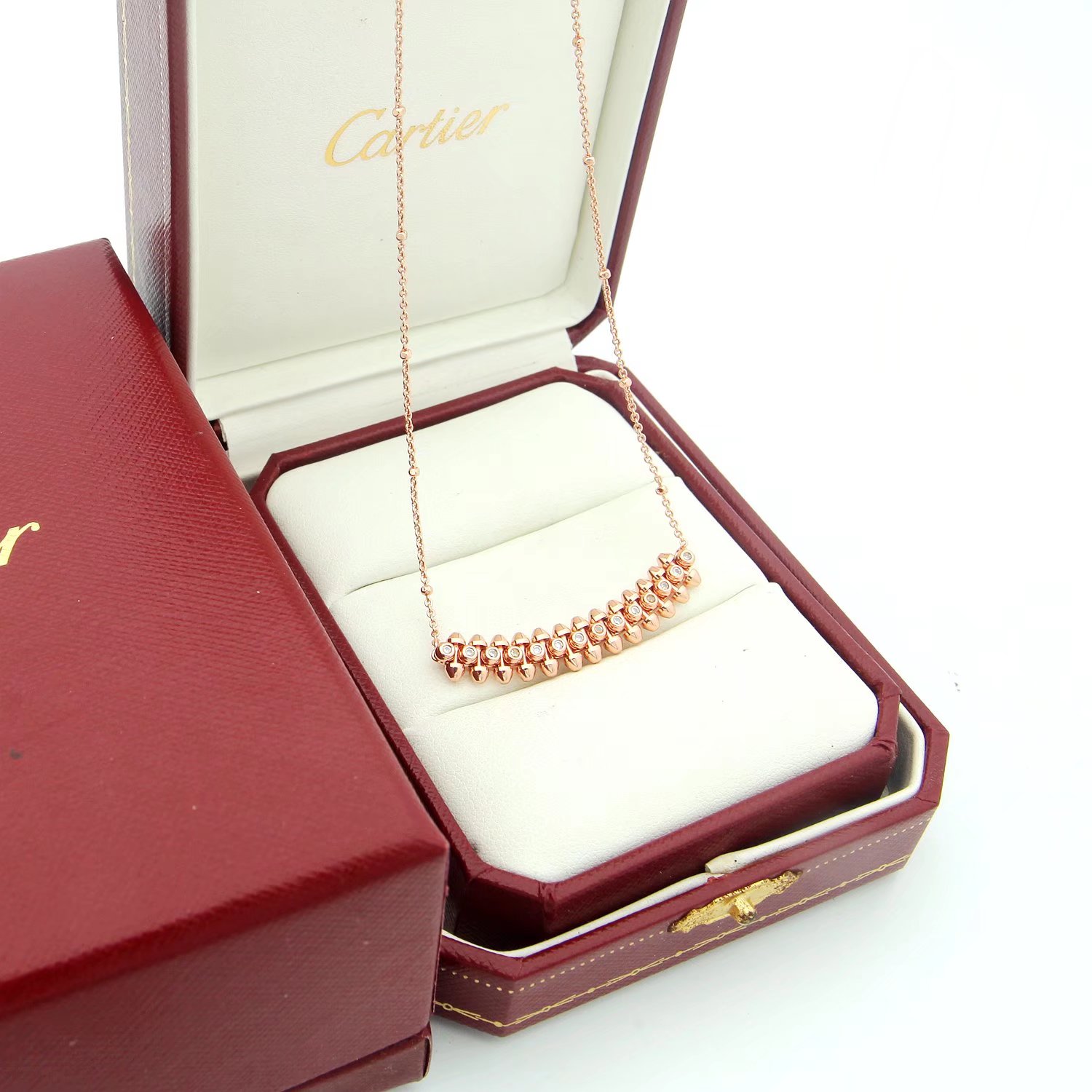 Cartier Clash de Cartier necklace Yellow gold with clear diamond accents available in 18k yellow gold 18k white gold and 18k rose gold variants with clear diamond accents 42cm
