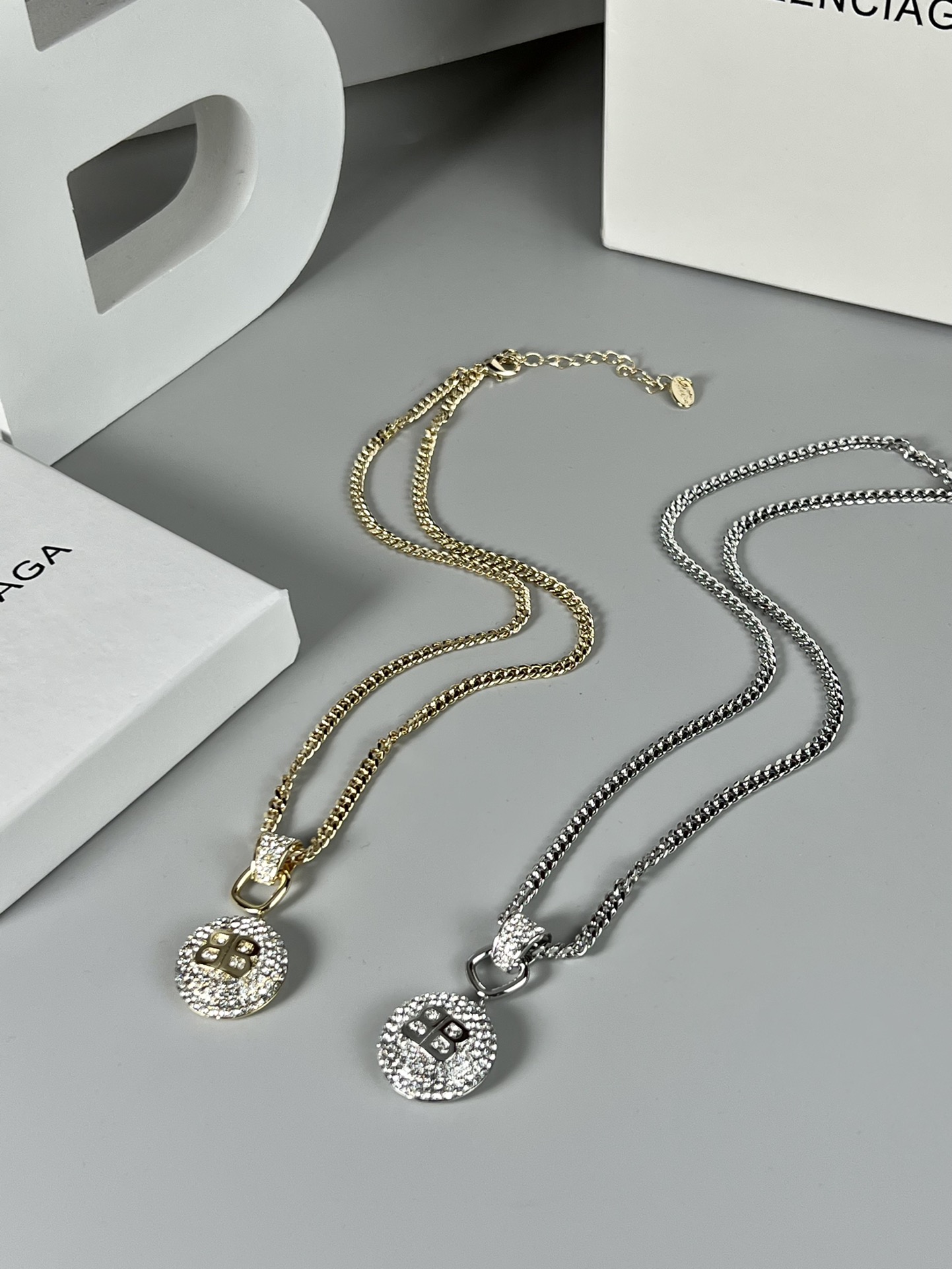 Luxury necklace
