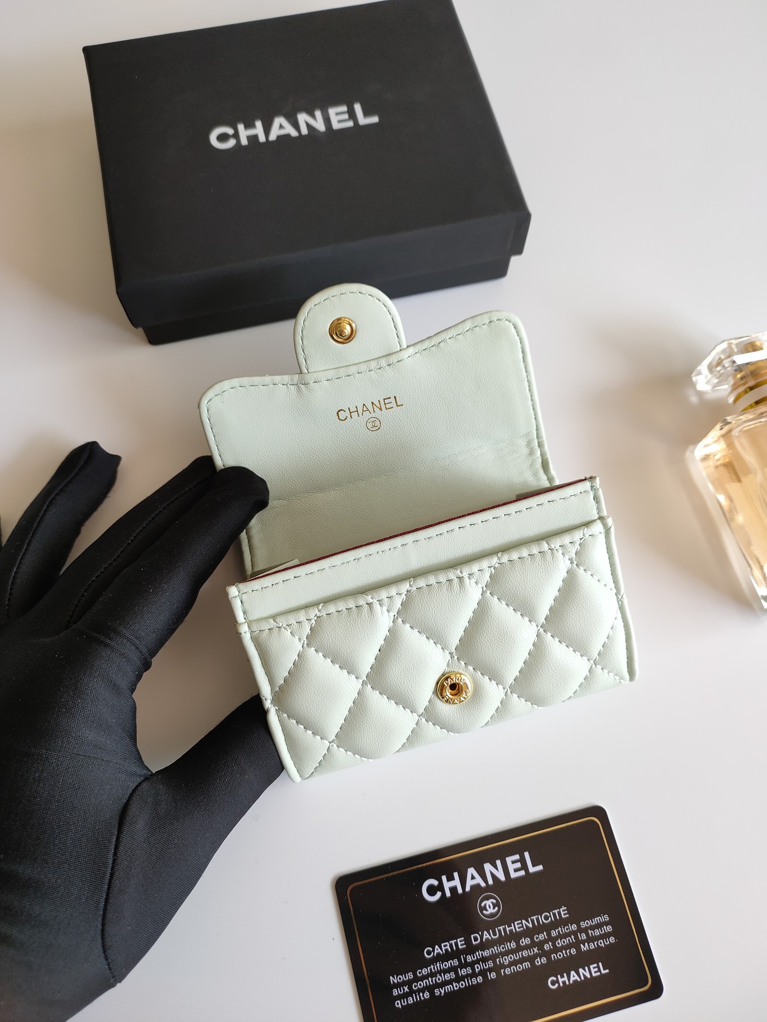 Chanel Classic Flap Card Holder card holder Light mint green lambskin leather with gold-tone metal hardware burgundy interior lining 7 5 11 3 2 1 cm