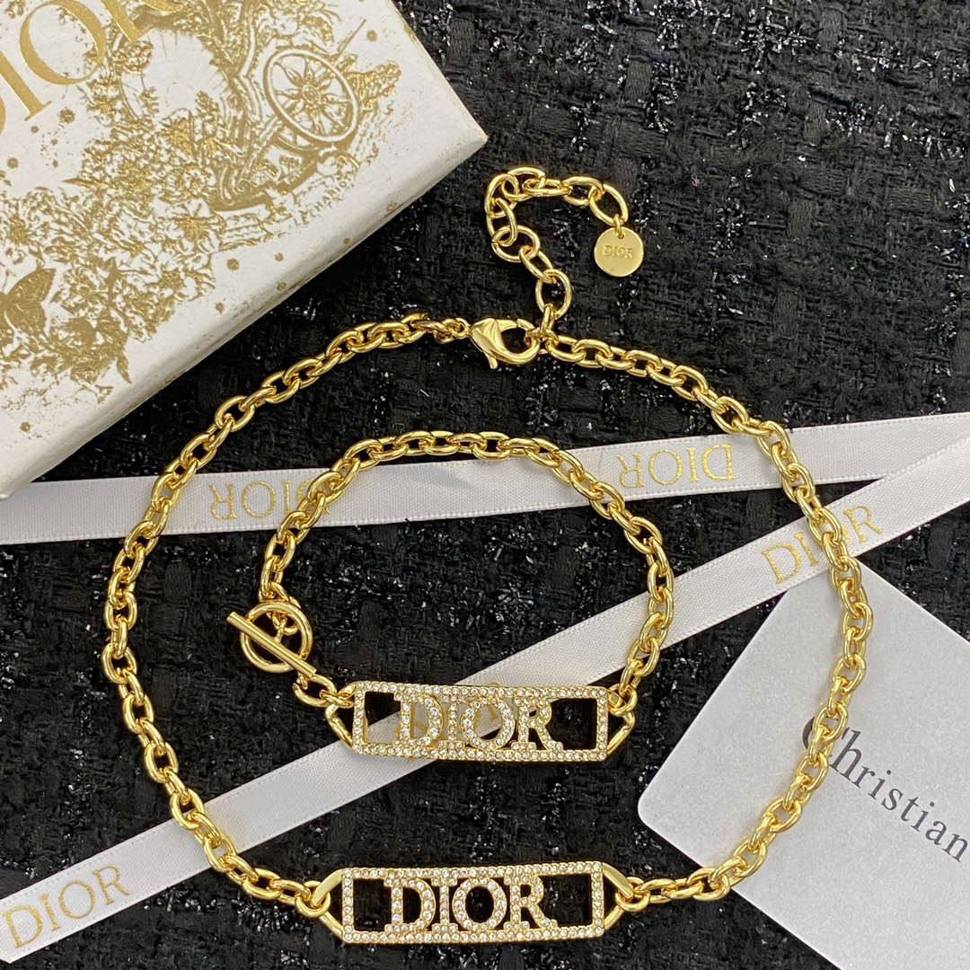 Dior Dior Jewelry Code H477 0257825 bracelet gold-tone metal with clear crystal accents 17cm