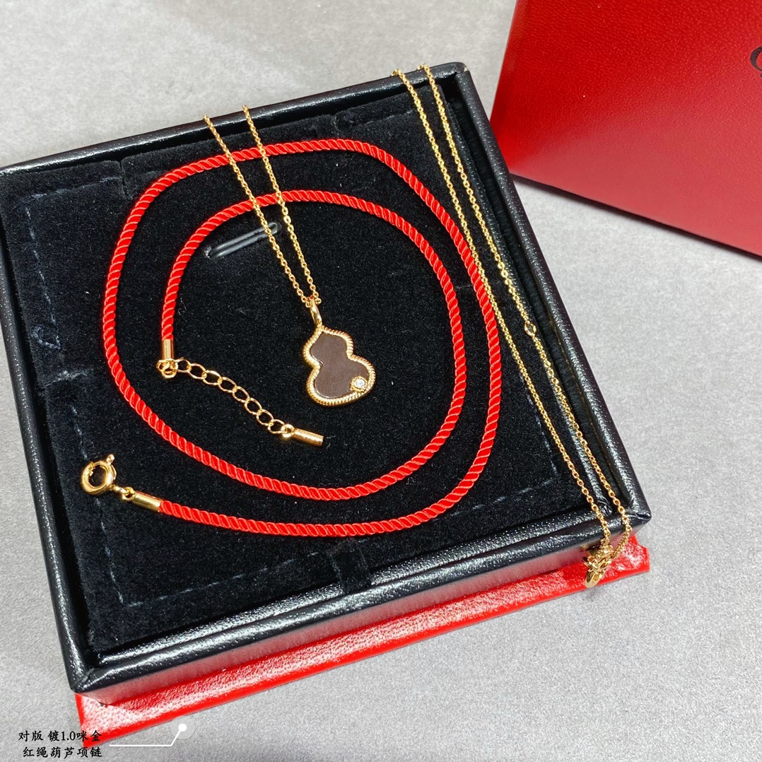 Qeelin Wulu necklace 18k gold plated metal red agate clear diamond accent red cord 40cm with 5cm extension chain