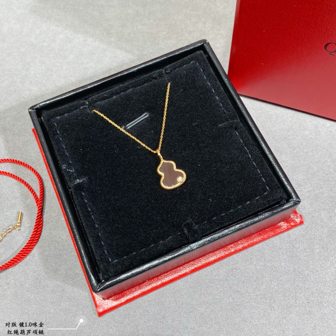 Qeelin Wulu necklace 18k gold plated metal red agate clear diamond accent red cord 40cm with 5cm extension chain