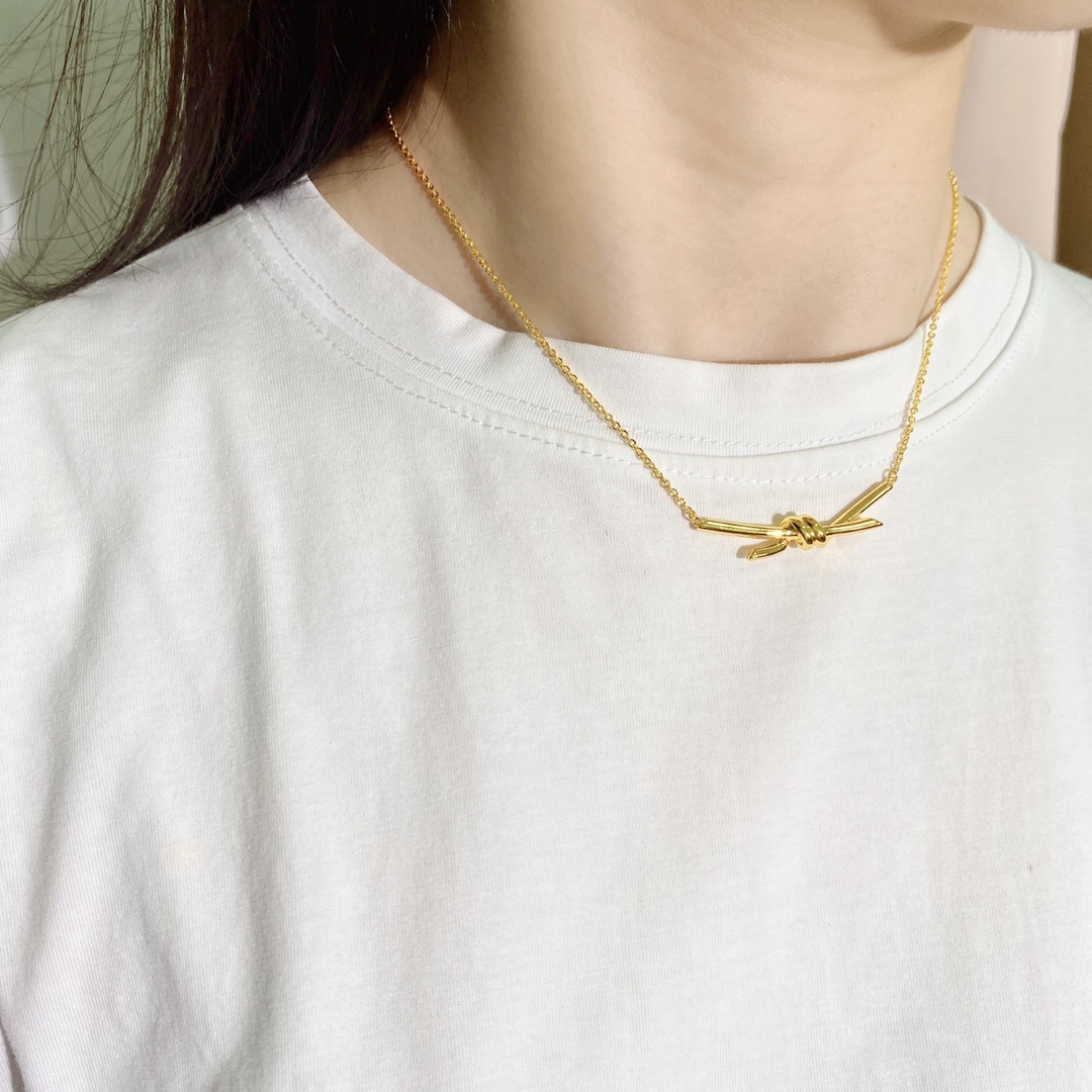 Tiffany Knot necklace Yellow Gold Sterling Silver 45cm