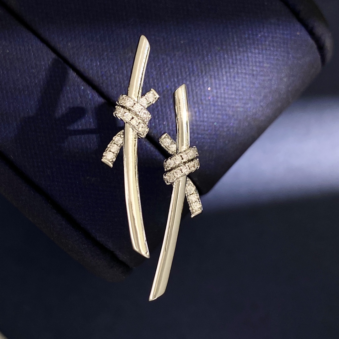 Tiffany Tiffany Knot earrings Yellow gold with clear diamond accents 4 5cm drop length