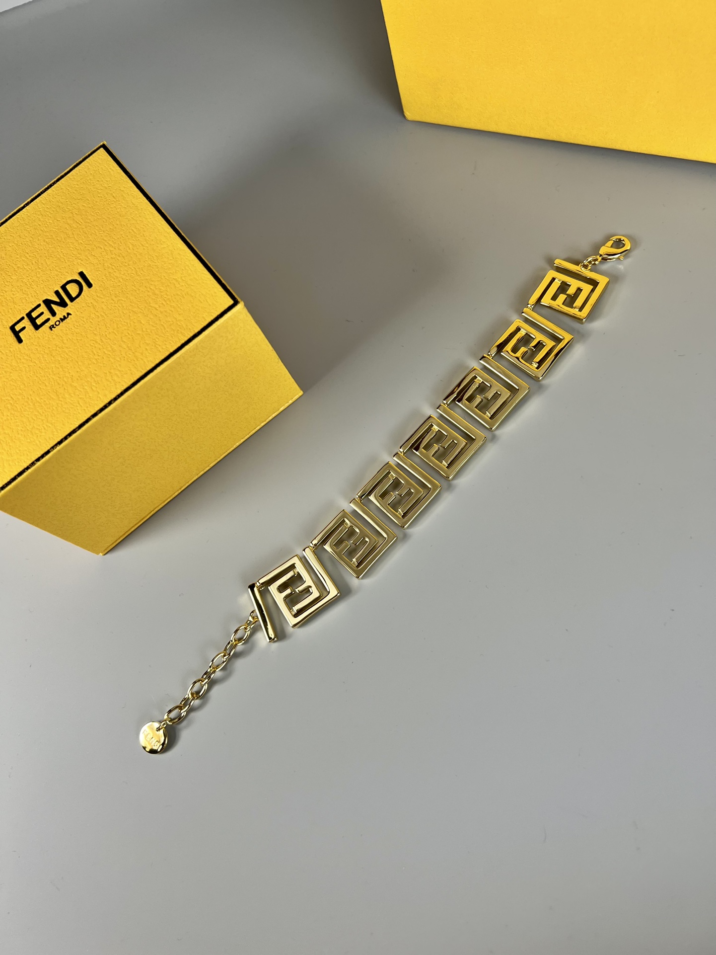 Luxury necklace