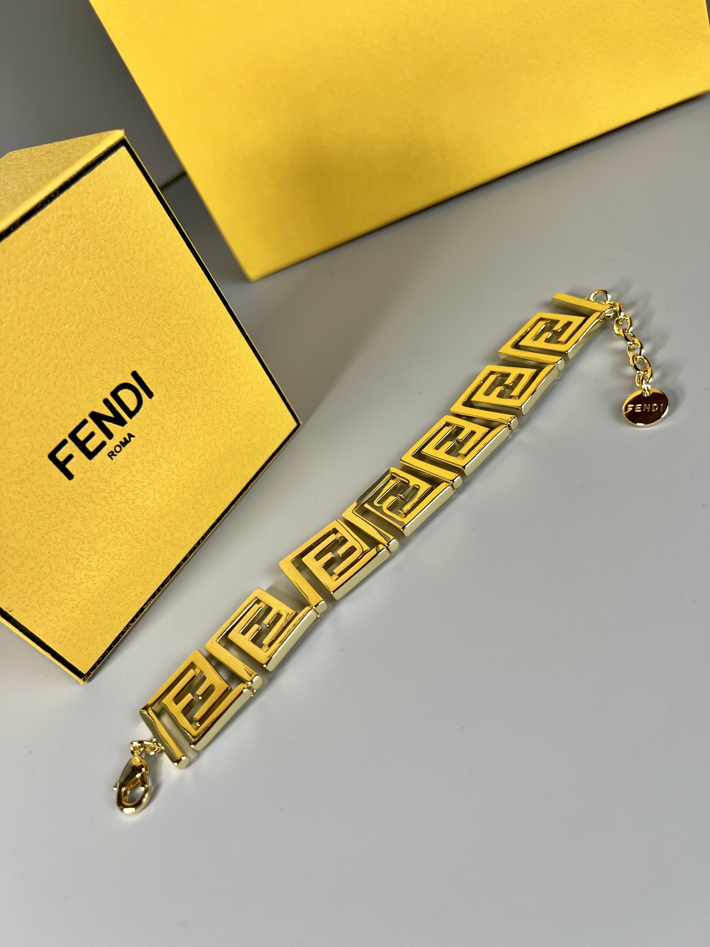 Luxury necklace