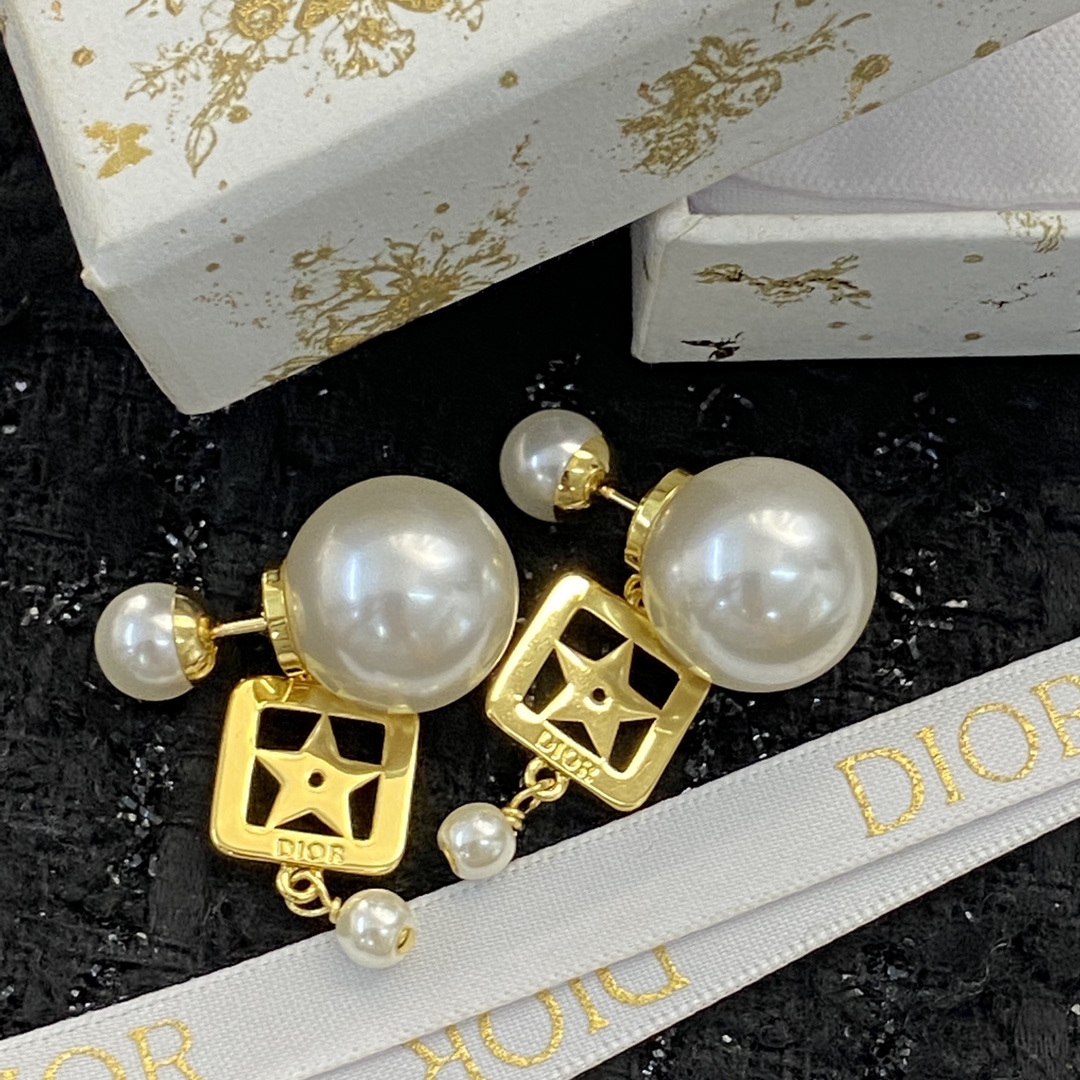 Dior Tribales Star Square Pearl Drop Earrings earrings Gold-tone metal white faux pearls clear crystal accents One Size drop length approx 3cm