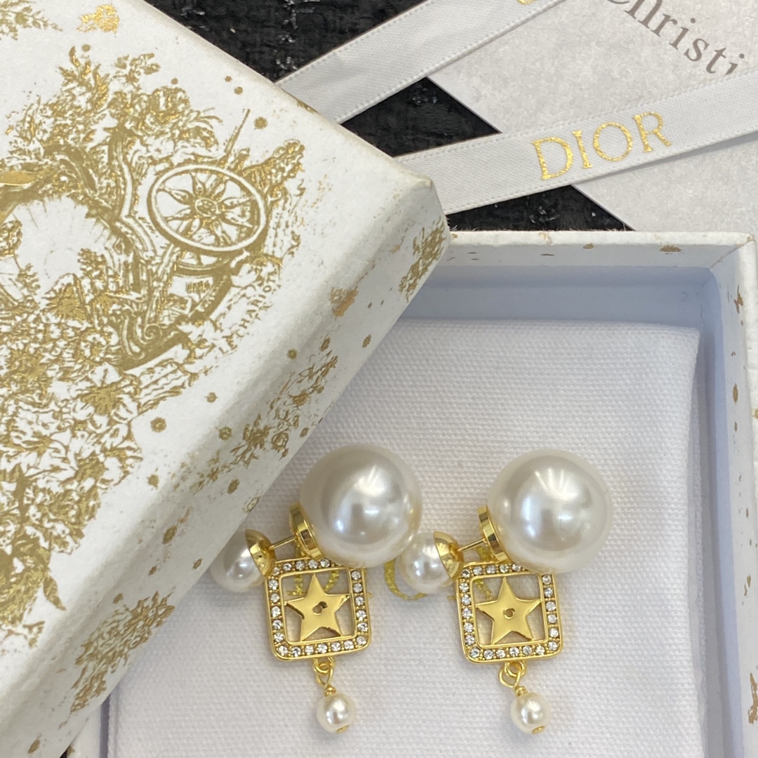 Dior Tribales Star Square Pearl Drop Earrings earrings Gold-tone metal white faux pearls clear crystal accents One Size drop length approx 3cm