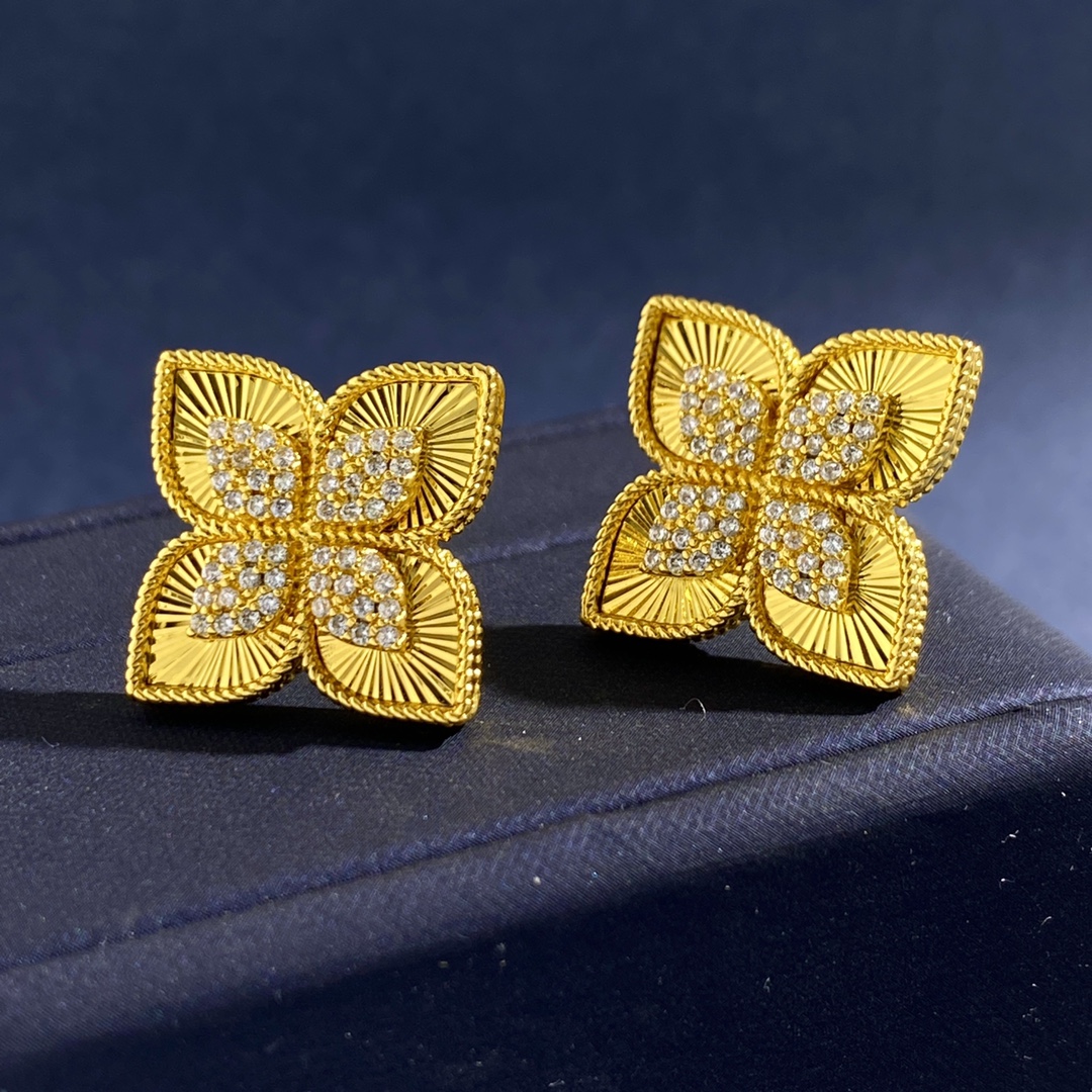 Boucles d'oreilles Van Cleef Arpels Vintage Alhambra Or jaune 18 carats avec accents de diamants clairs Or blanc 18 carats avec accents de diamants clairs 15 mm