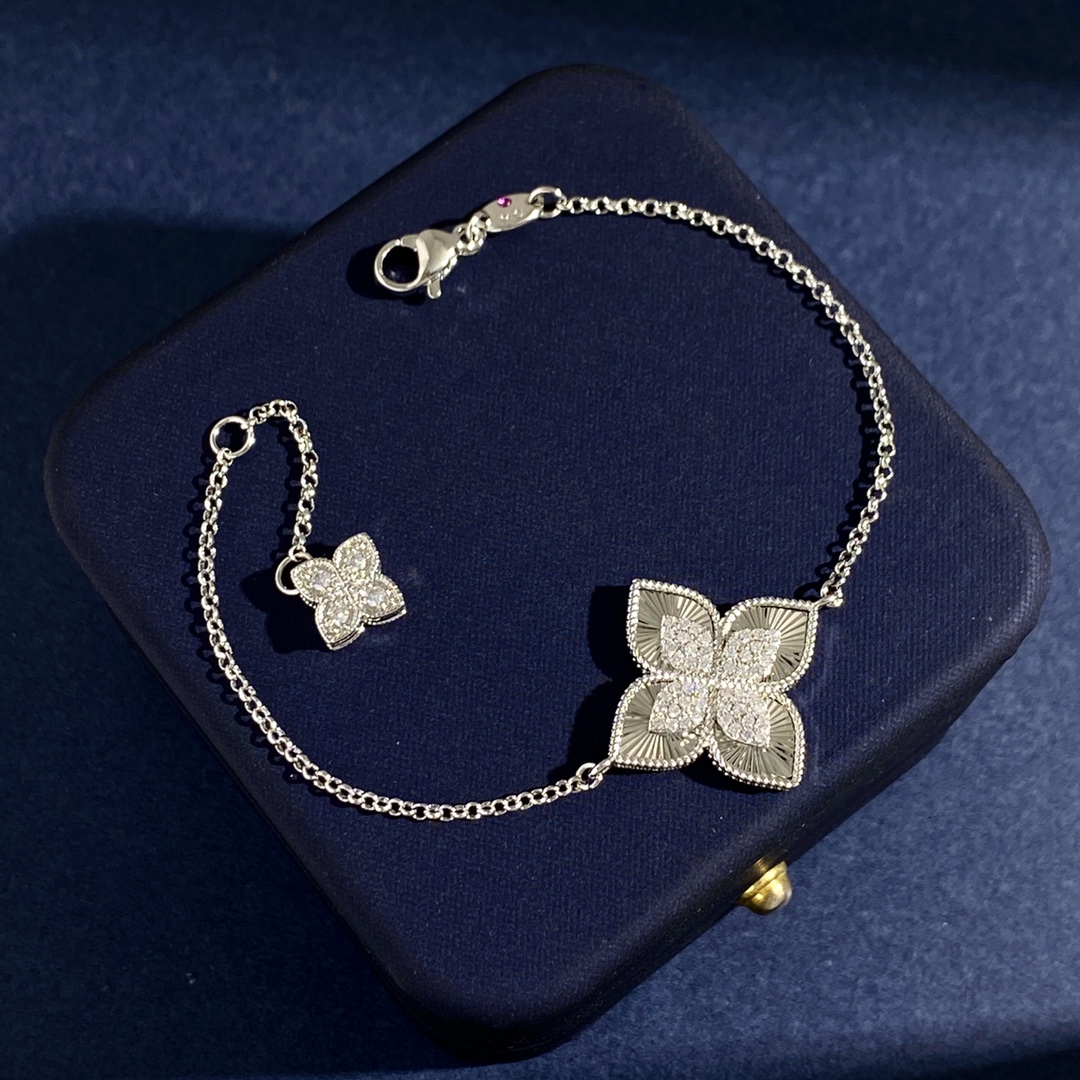 Roberto Coin Princess Flower bracelet White gold with diamond accents 18cm