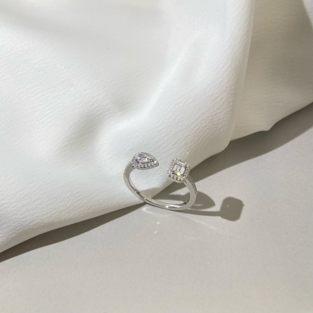 Messika My Twin ring white gold with clear diamonds adjustable open band