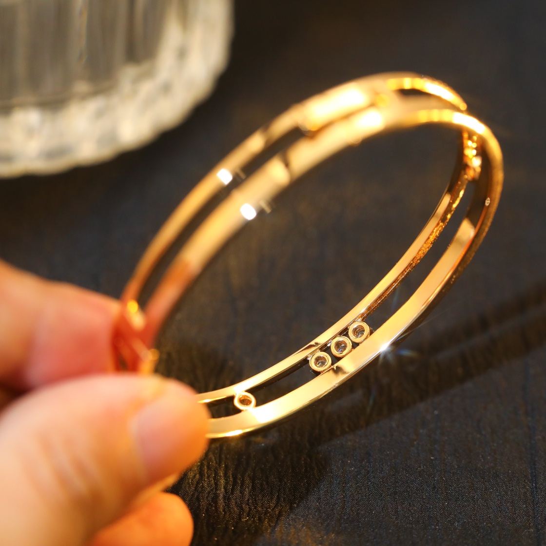 Messika MOVE ROMANE bracelet 18K yellow gold with clear diamonds 18K white gold with clear diamonds 17cm