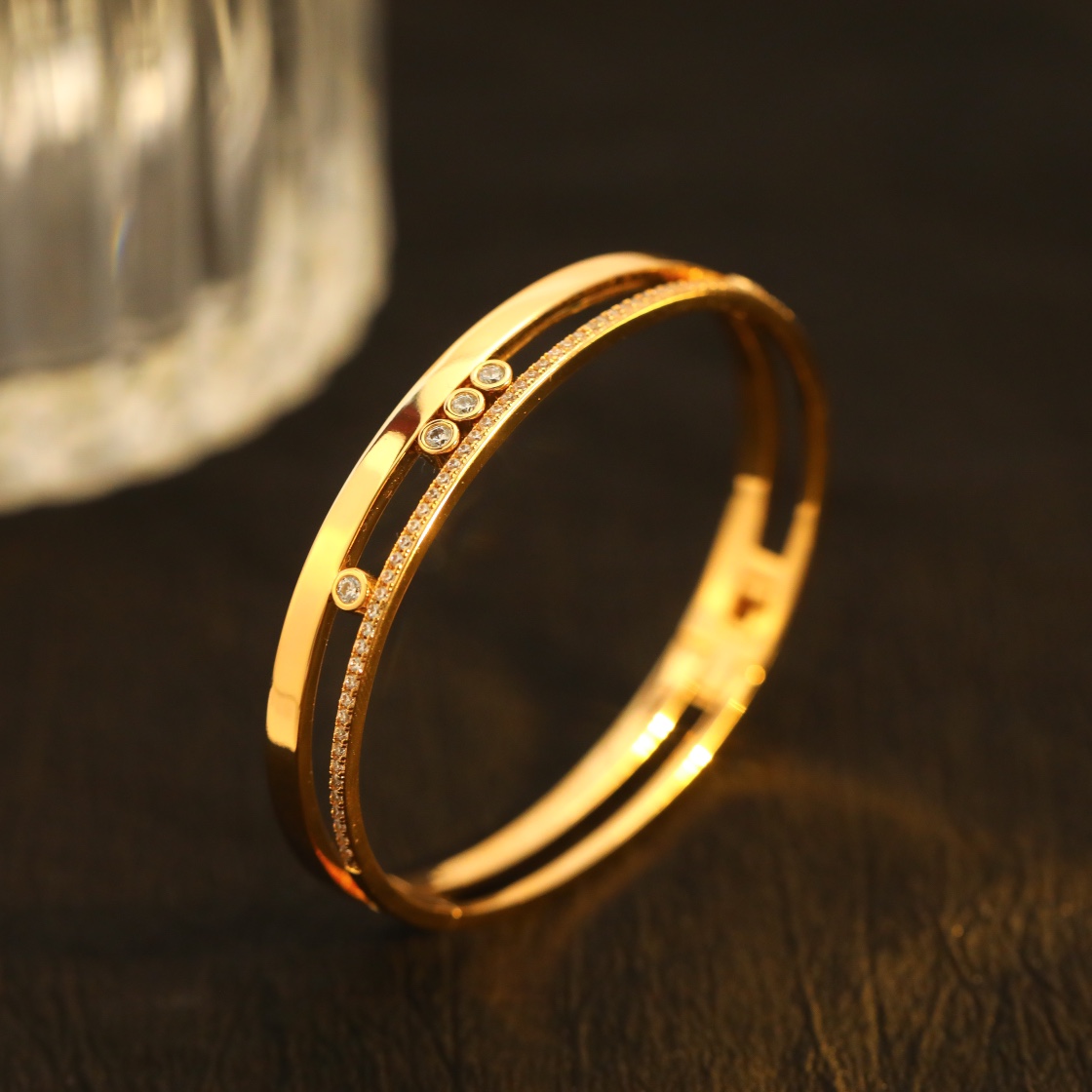 Messika MOVE ROMANE bracelet 18K yellow gold with clear diamonds 18K white gold with clear diamonds 17cm