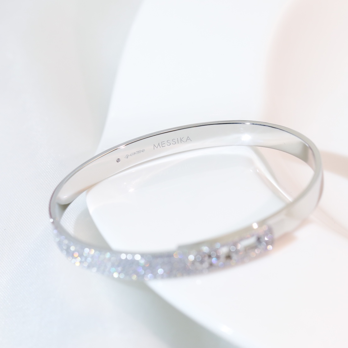 Messika MOVE ROMANE bracelet 18K white gold with pave-set white diamonds 17