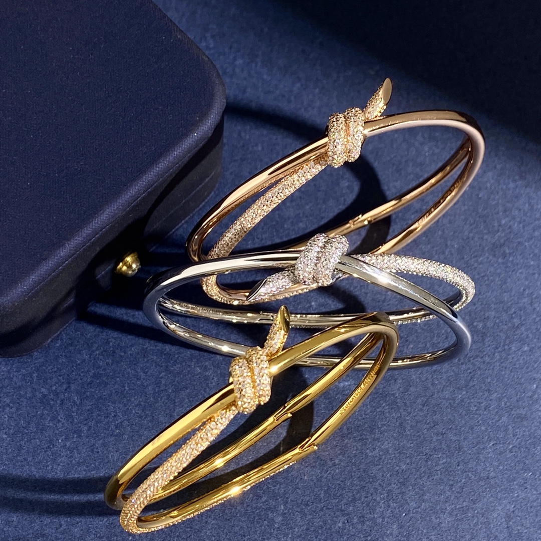 Tiffany Knot bracelet Rose gold with pave-set clear diamonds 17cm inner circumference