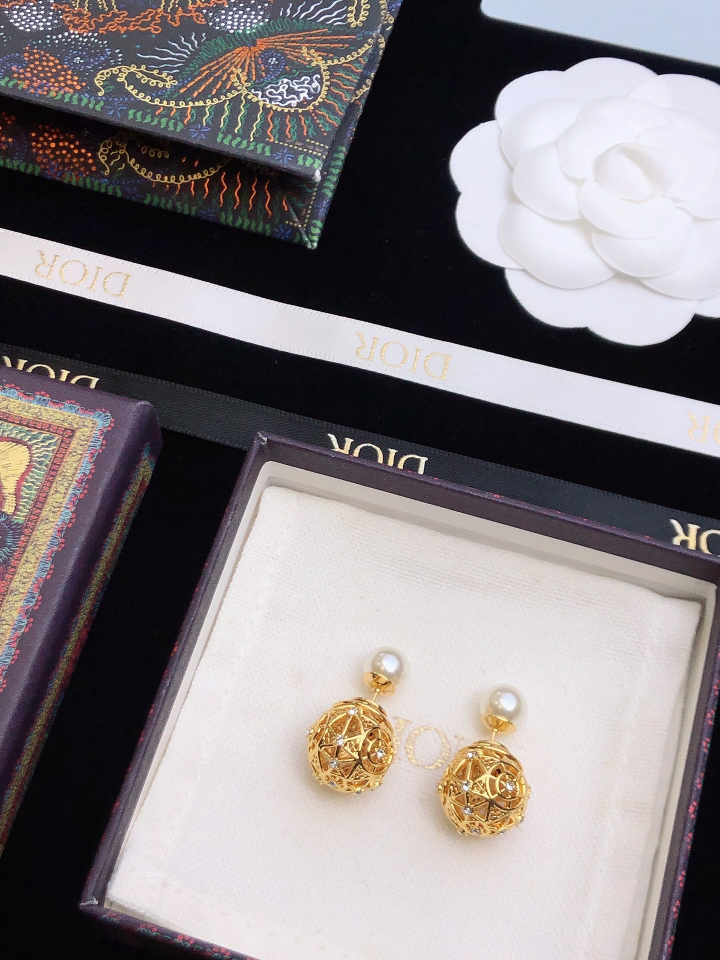 Dior Dior Tribales earrings Gold-tone metal with white resin pearls and clear crystal accents One Size
