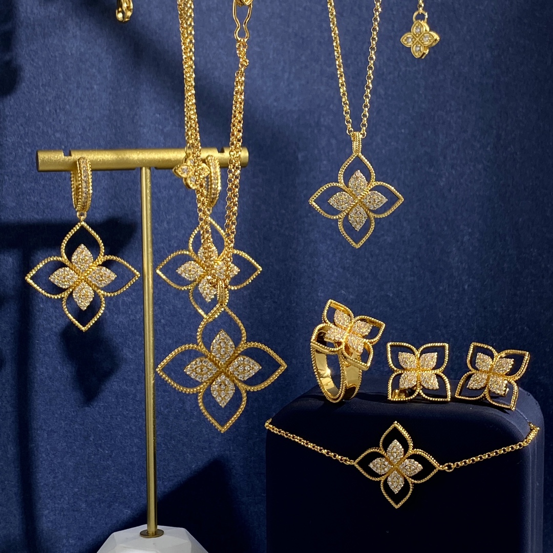 Colar Roberto Coin Princess Flower Ouro amarelo com pavimentação de diamantes brancos ouro rosa com pavimentação de diamantes brancos ouro branco com pavimentação de diamantes brancos 18 polegadas