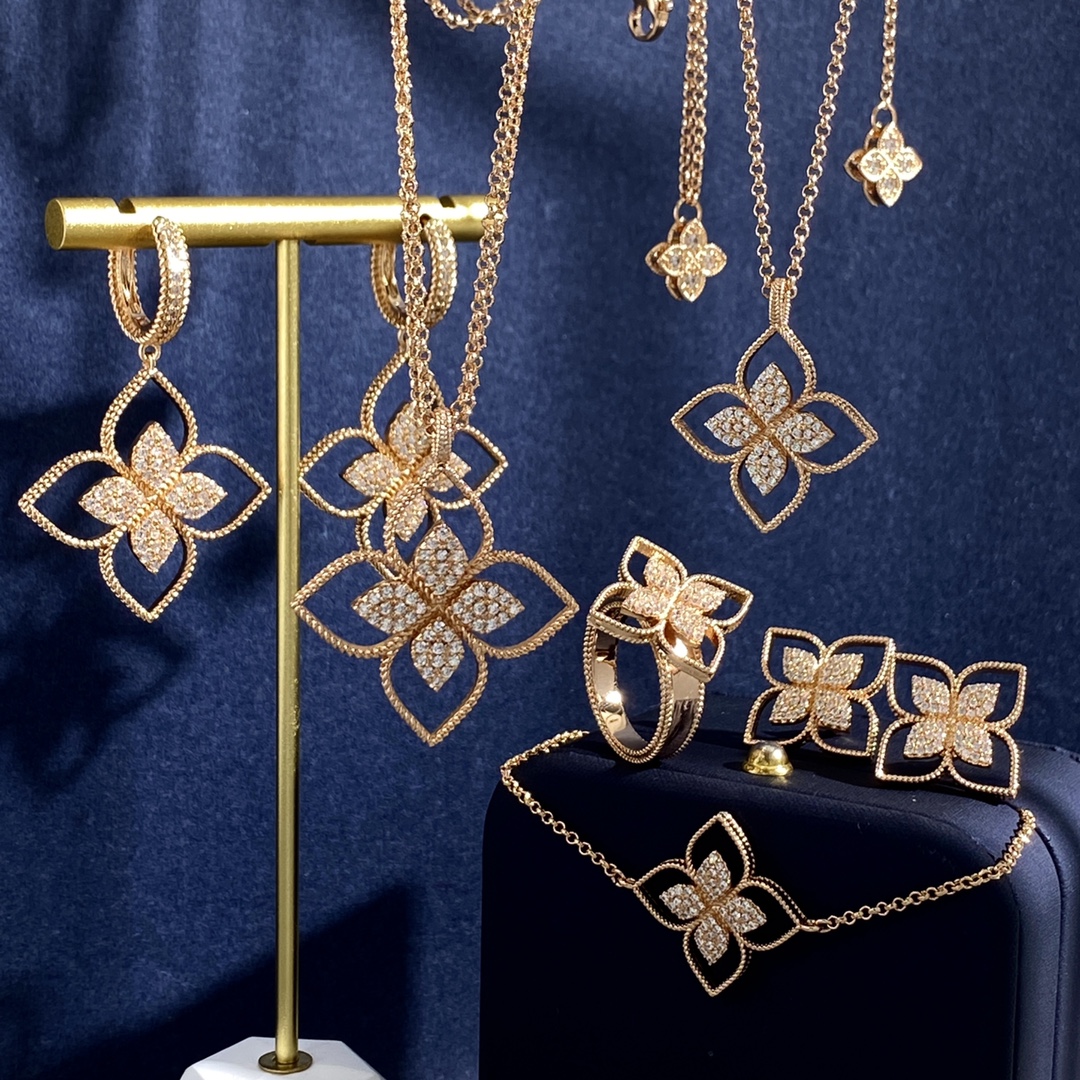 Colar Roberto Coin Princess Flower Ouro amarelo com pavimentação de diamantes brancos ouro rosa com pavimentação de diamantes brancos ouro branco com pavimentação de diamantes brancos 18 polegadas