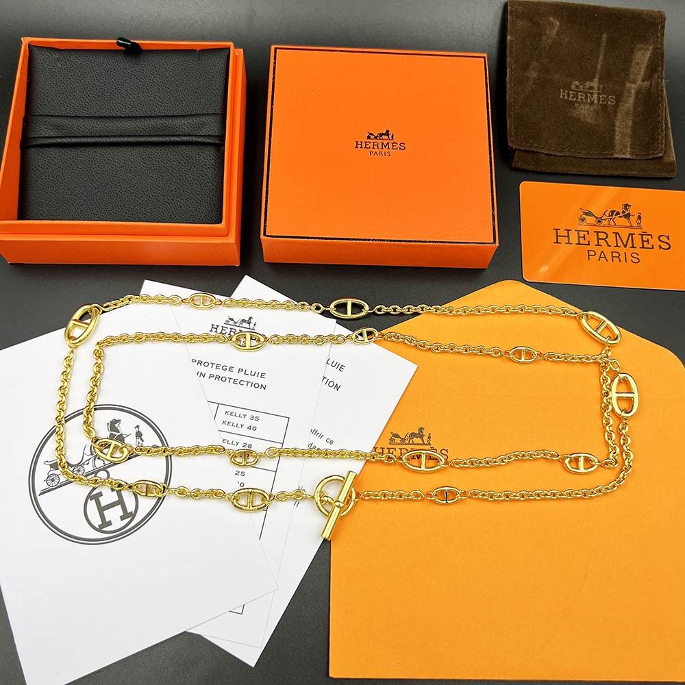 Collier Hermes Chaine d Ancre métal doré 120cm
