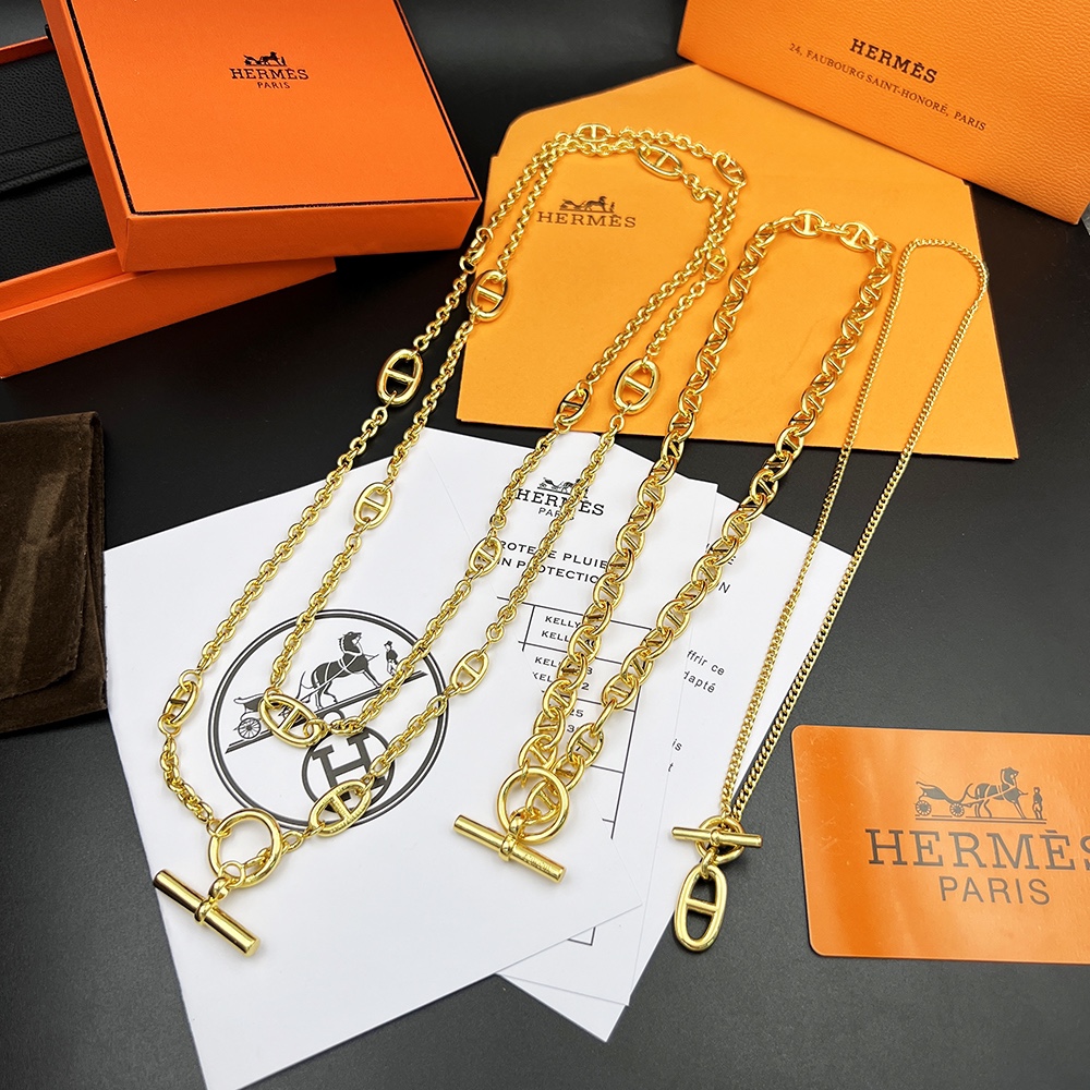 Collier Hermes Chaine d Ancre métal doré 120cm