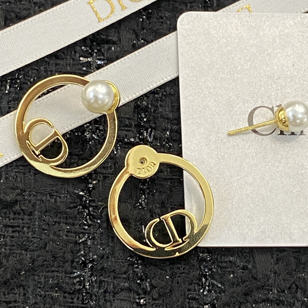 Dior 30 Montaigne earrings gold-tone metal with white pearl accents 2cm diameter
