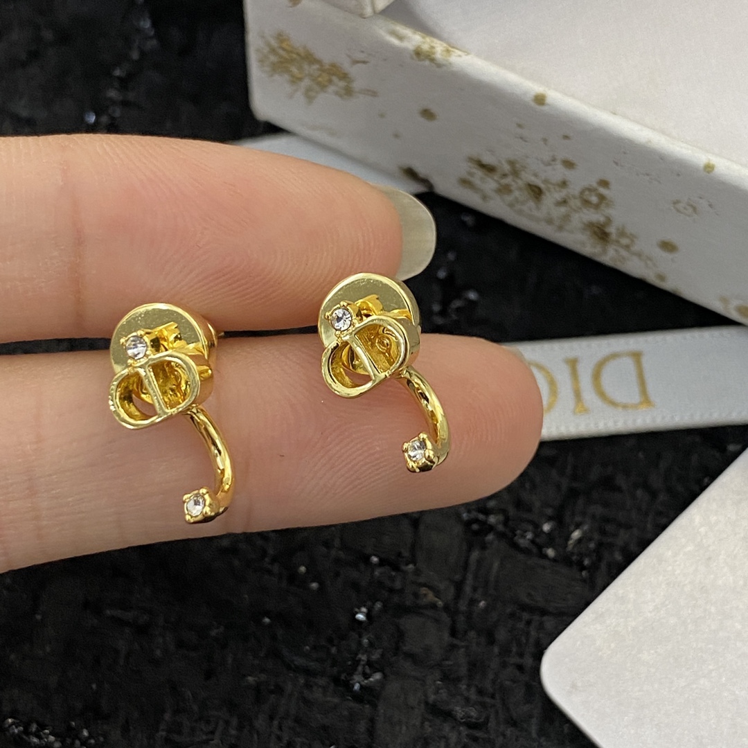 Dior Petit CD earrings Gold-tone metal with clear crystal accents One Size