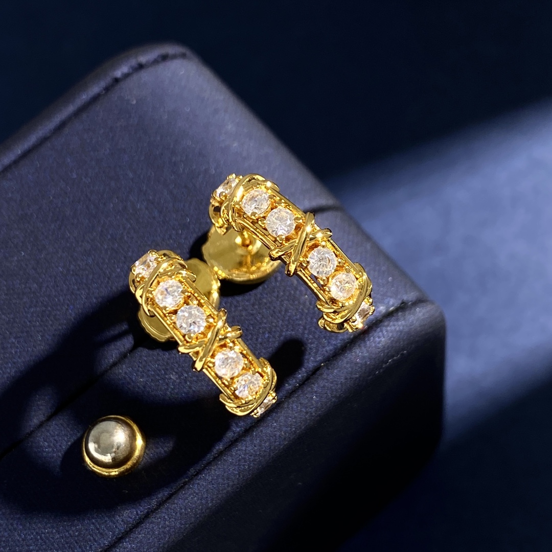 Tiffany Sixteen Stone X Hoop earrings yellow gold with clear round diamonds 15mm hoop diameter
