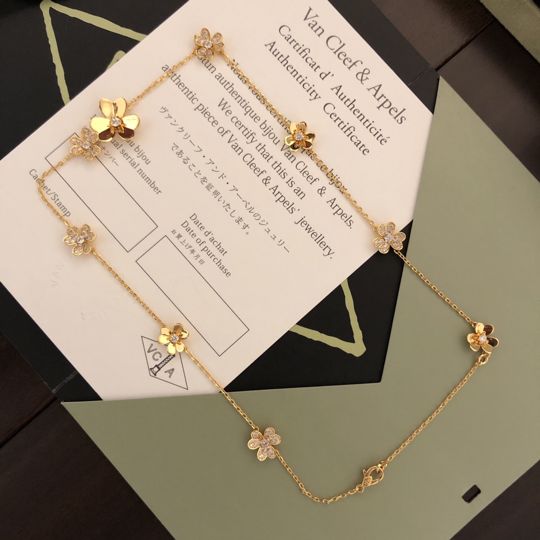 Van Cleef Arpels Frivole 9 Collar de flores en oro amarillo con detalles de diamantes 42 cm