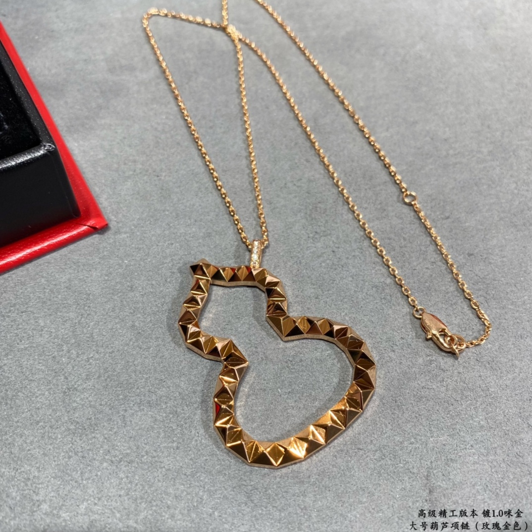 Qeelin Wulu necklace 18K rose gold with diamond accents on pendant bail 45cm