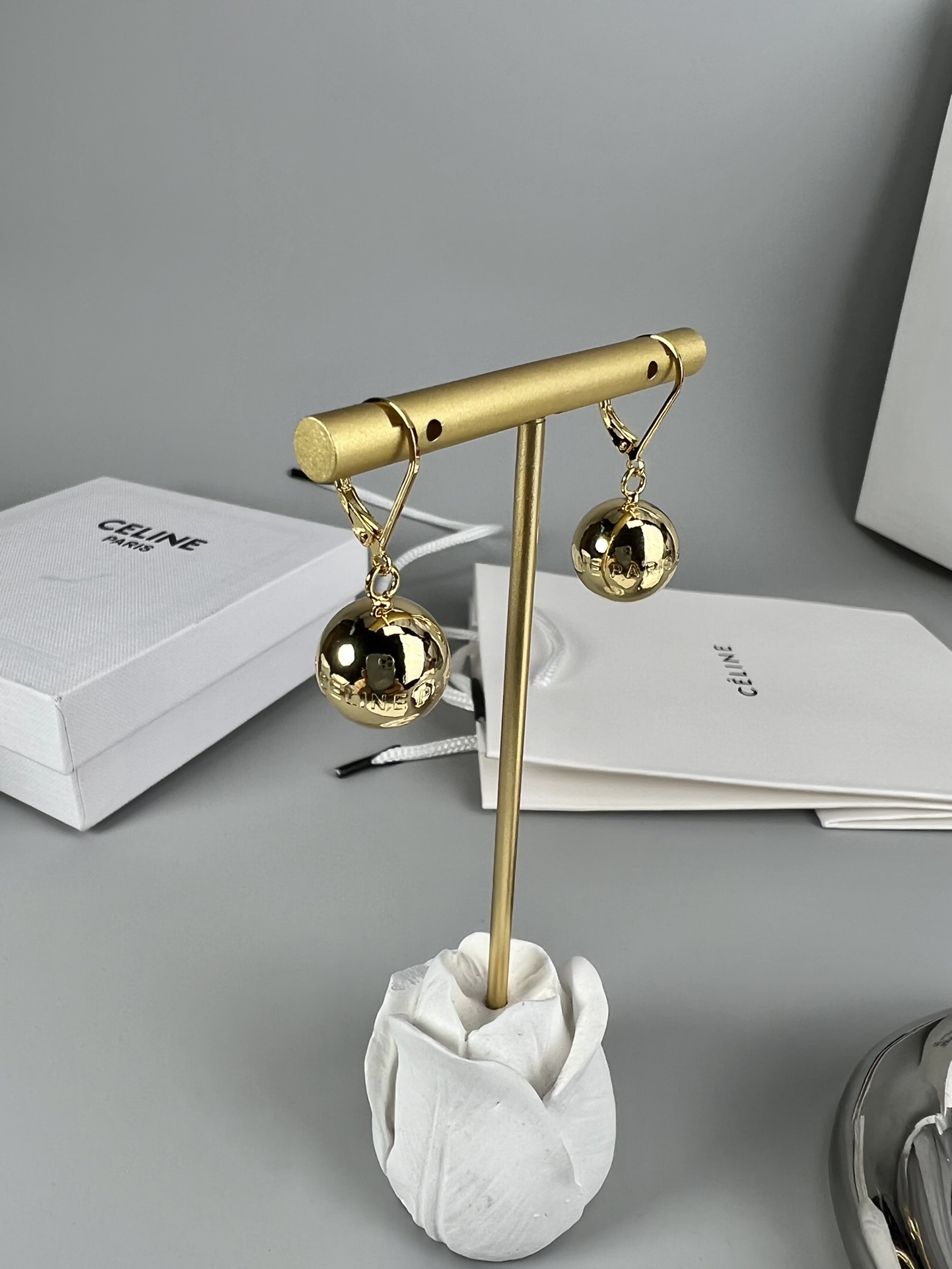 Celine Sphere Drop Earrings earrings Gold-tone metal no gemstones One Size 1 5cm ball diameter lever back closure