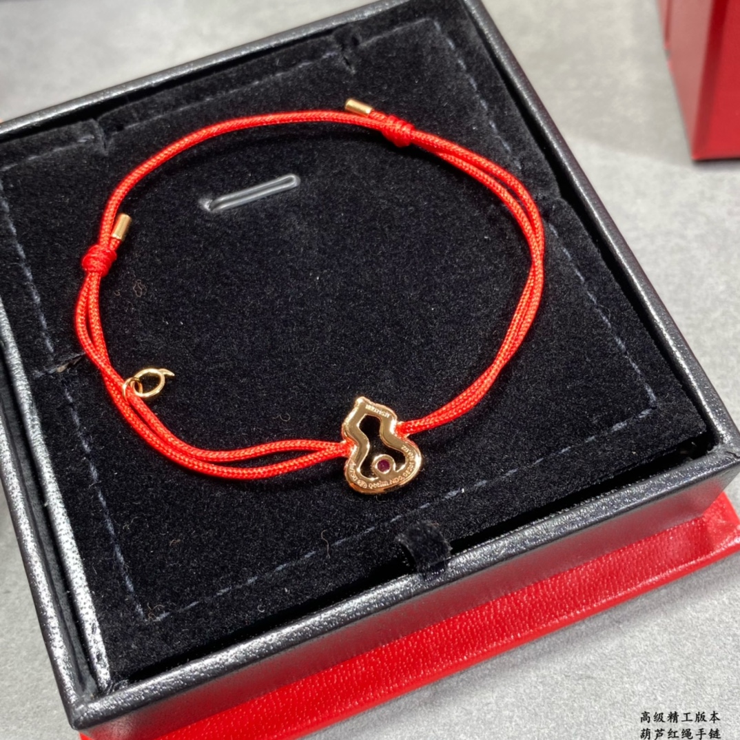 Qeelin Wulu bracelet 18k rose gold red cord clear diamond pave ruby red center stone adjustable sliding knot fits 15-19cm wrist