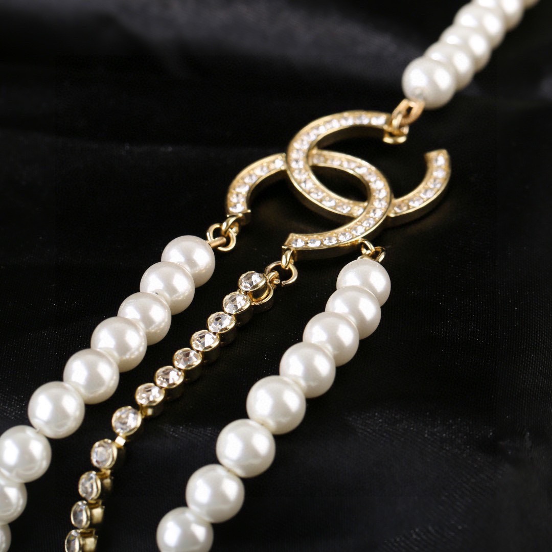 Chanel CC Logo Pearl Crystal Layered Necklace necklace Gold-tone metal white faux pearl clear crystal Adjustable 40-45cm