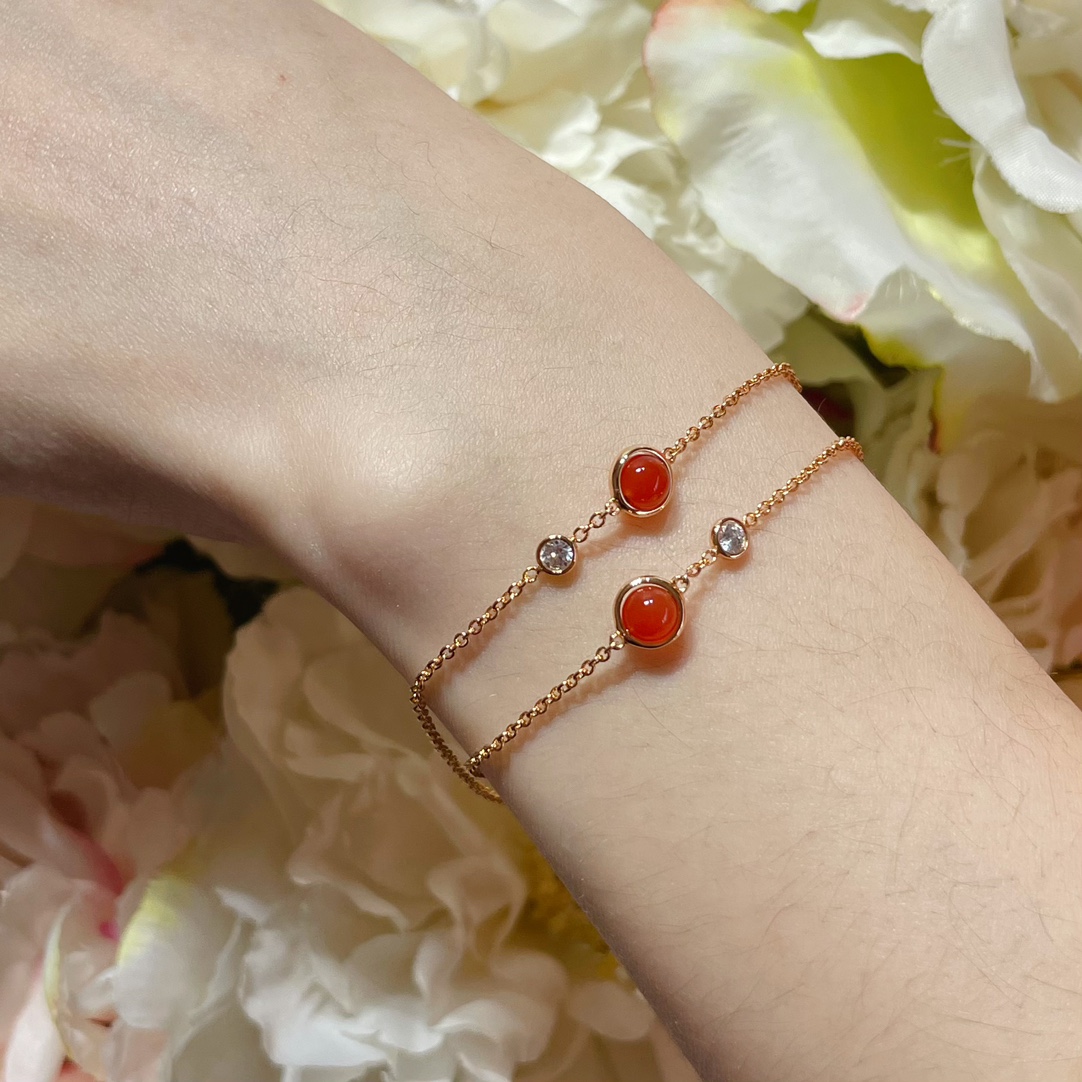 Piaget Possession bracelet Rose gold with carnelian and clear diamond accents 18cm