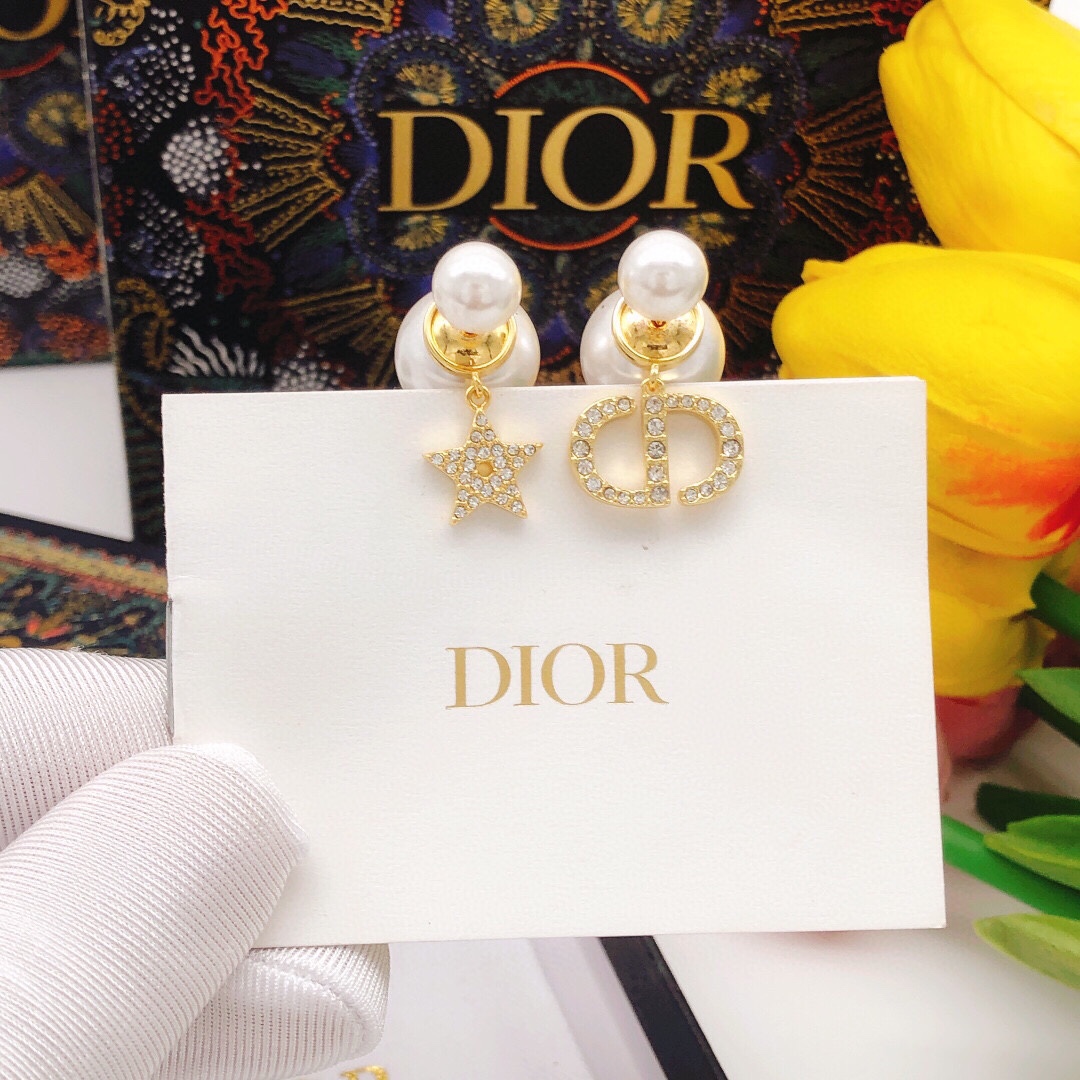 Dior Tribales CD Star Pearl Earrings earrings Gold-tone metal white resin pearls clear crystal rhinestones One Size drop length approx 2 5cm