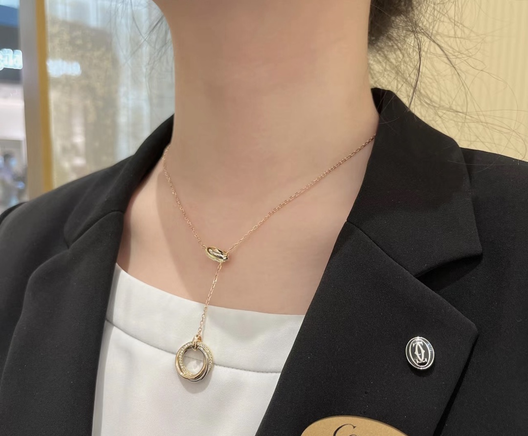 Cartier Trinity necklace 18k yellow gold 18k white gold 18k rose gold clear diamond 42cm