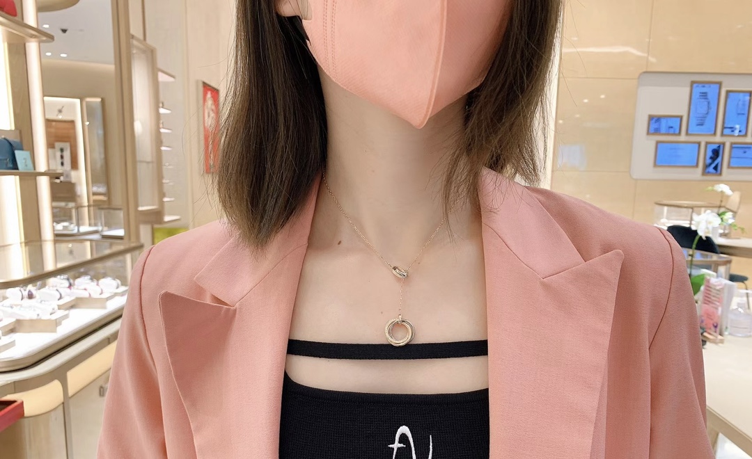Cartier Trinity necklace 18k yellow gold 18k white gold 18k rose gold clear diamond 42cm