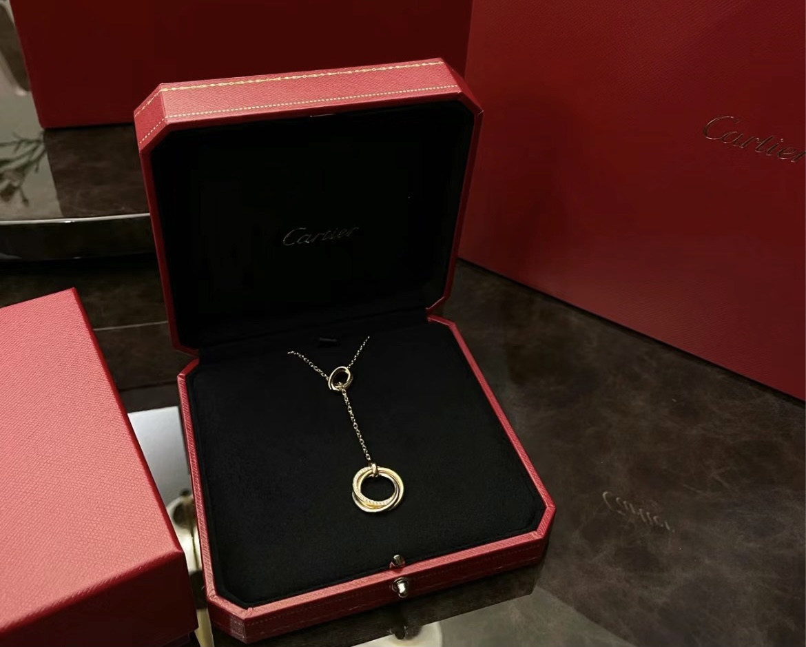 Cartier Trinity necklace 18k yellow gold 18k white gold 18k rose gold clear diamond 42cm