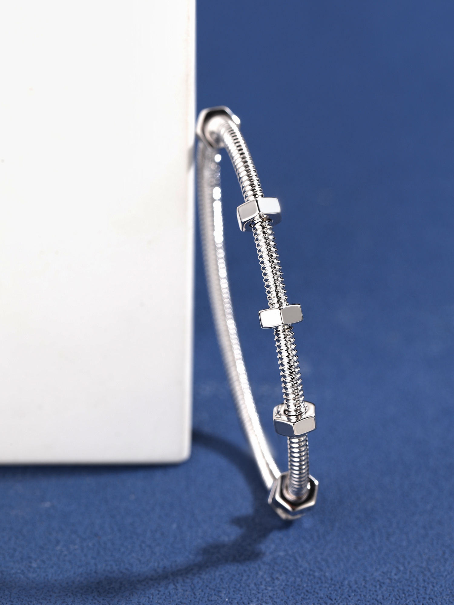 Cartier Ecrou de Cartier bracelet 18k rose gold 18k white gold no gemstones 17