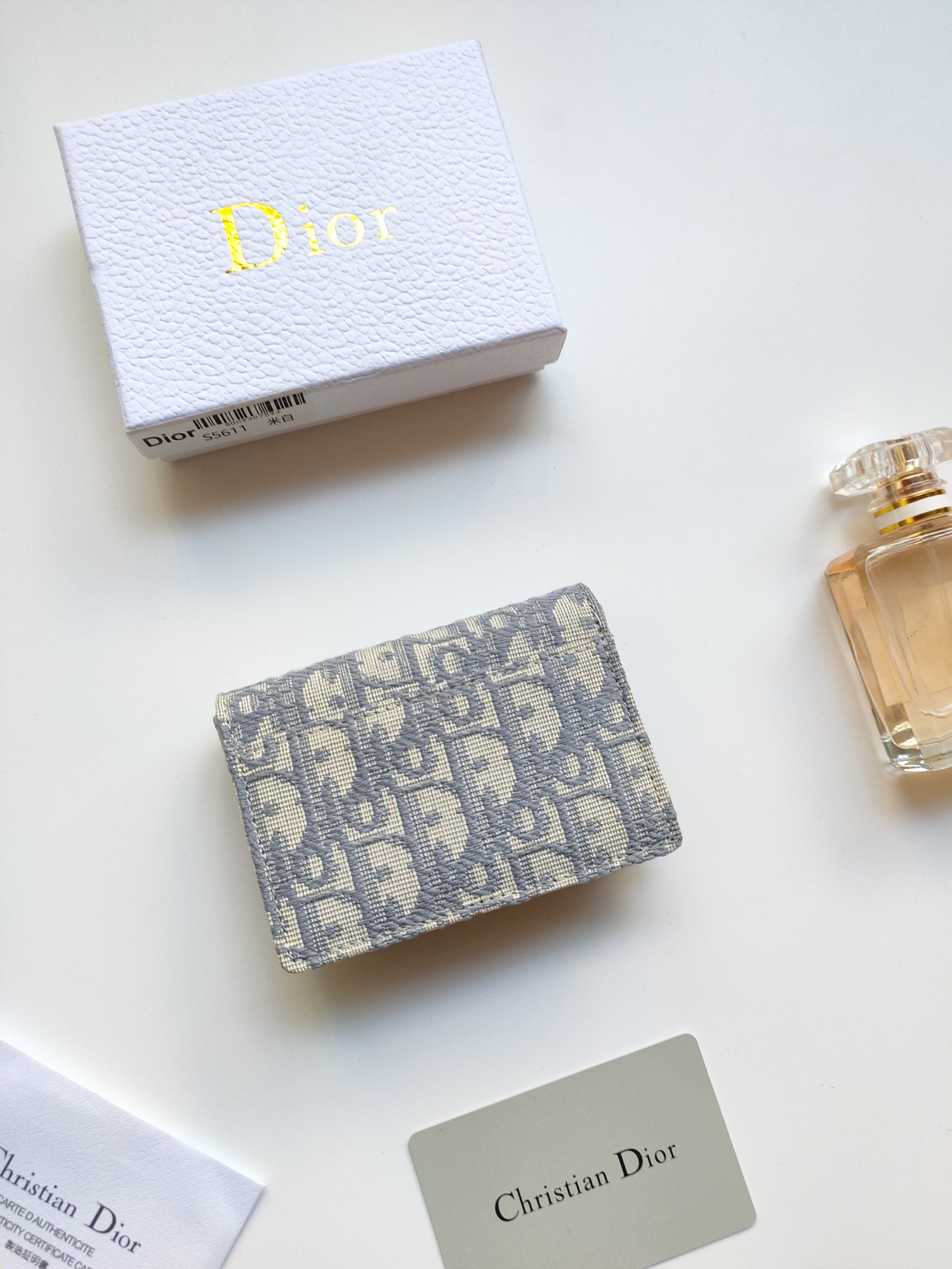 Dior Oblique card holder gray and beige jacquard canvas with gold-tone metal hardware 11 7 5 2 5cm