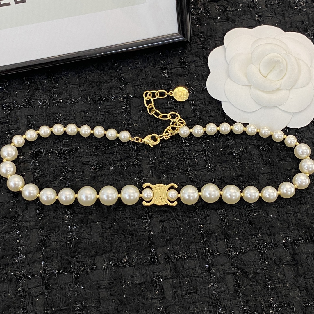 Celine Triomphe Pearl Choker necklace gold-tone metal cream white faux pearl 40cm with 5cm extender chain