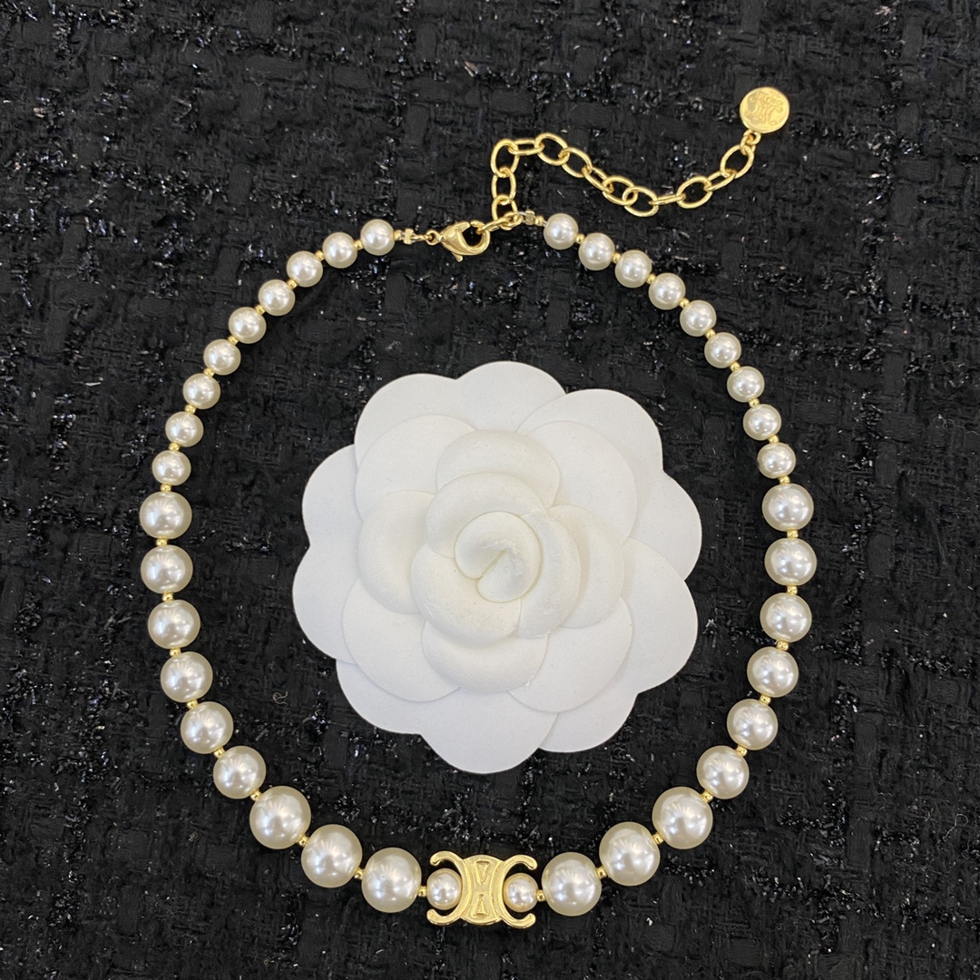 Celine Triomphe Pearl Choker necklace gold-tone metal cream white faux pearl 40cm with 5cm extender chain