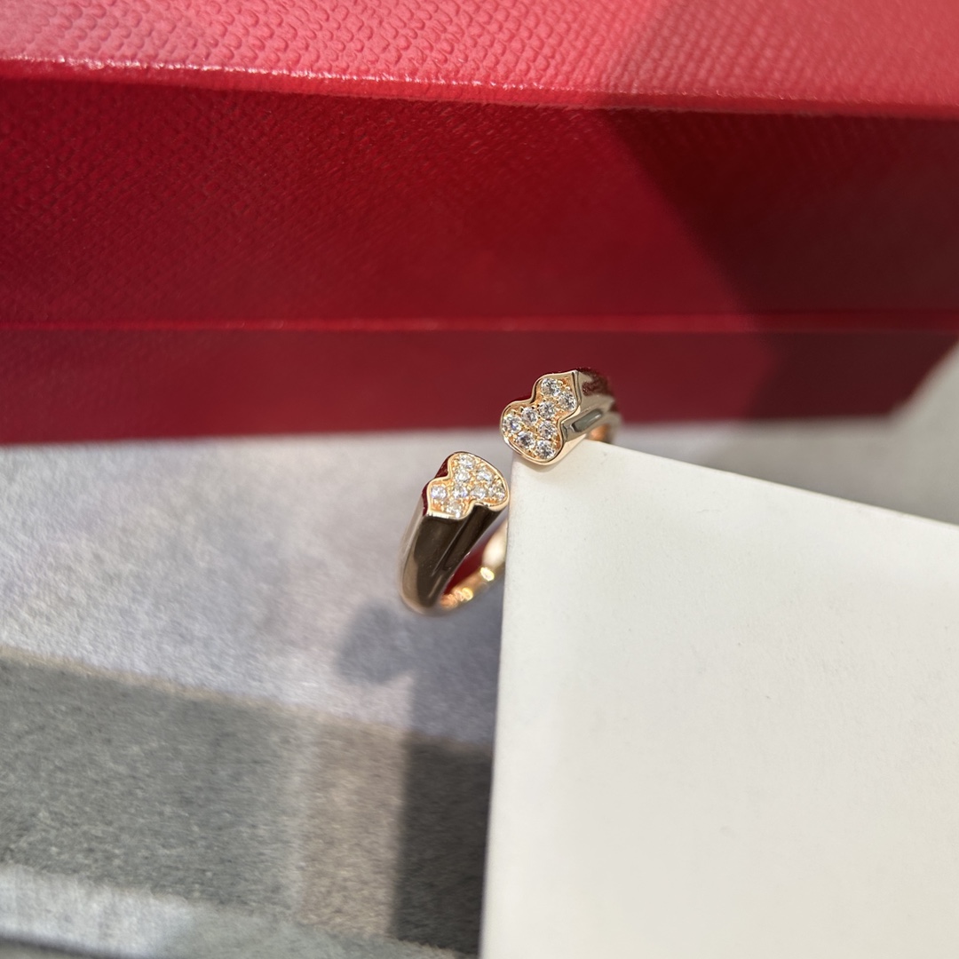 Qeelin Wulu ring rose gold with clear diamond accents adjustable open band