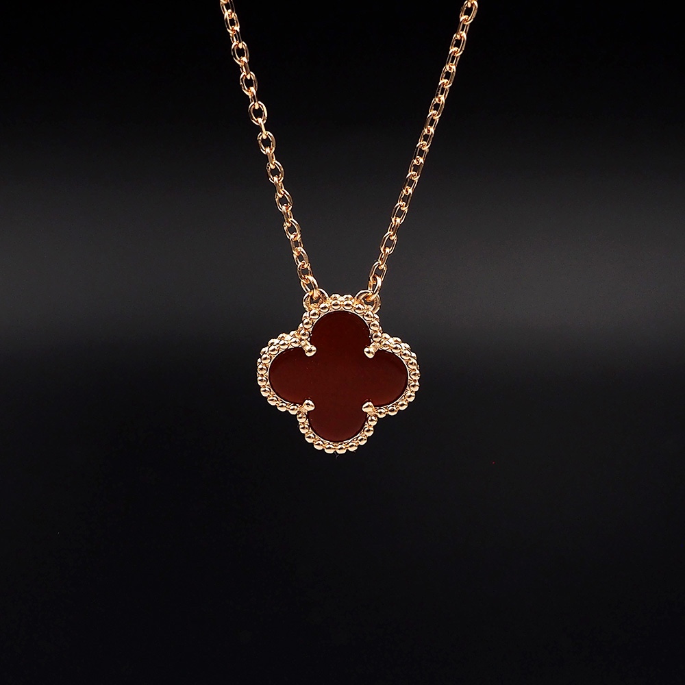Van Cleef Arpels Vintage Alhambra necklace 18k yellow gold with carnelian 42cm