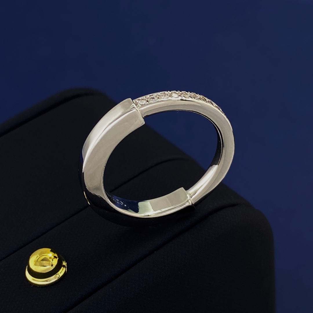 Tiffany Lock Ring ring Yellow gold white gold rose gold with clear diamond accents US 7