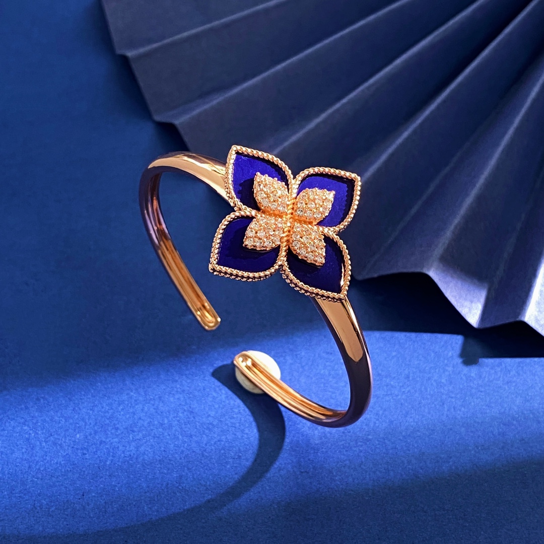 Pulseira Van Cleef Arpels Vintage Alhambra Ouro rosa com detalhes em diamante disponível em madrepérola turquesa lápis-lazúli malaquita e variantes de pedra ônix 17 cm