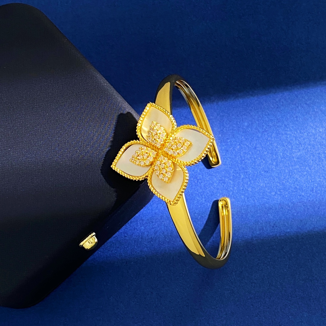 Roberto Coin Bracciale Love in Verona Oro giallo con accenti di diamanti varianti disponibili con madreperla bianca verde malachite blu lapislazzuli onice nero e intarsi turchese 17 cm